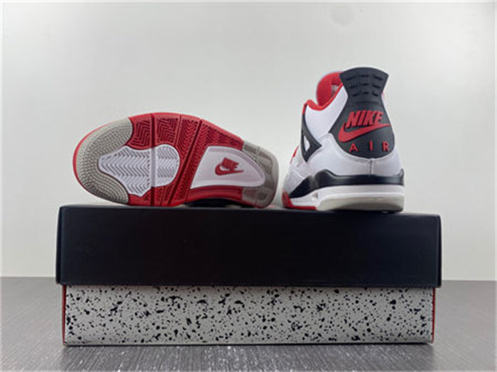 Jordan 4 Retro FIRE RED DC7770-160