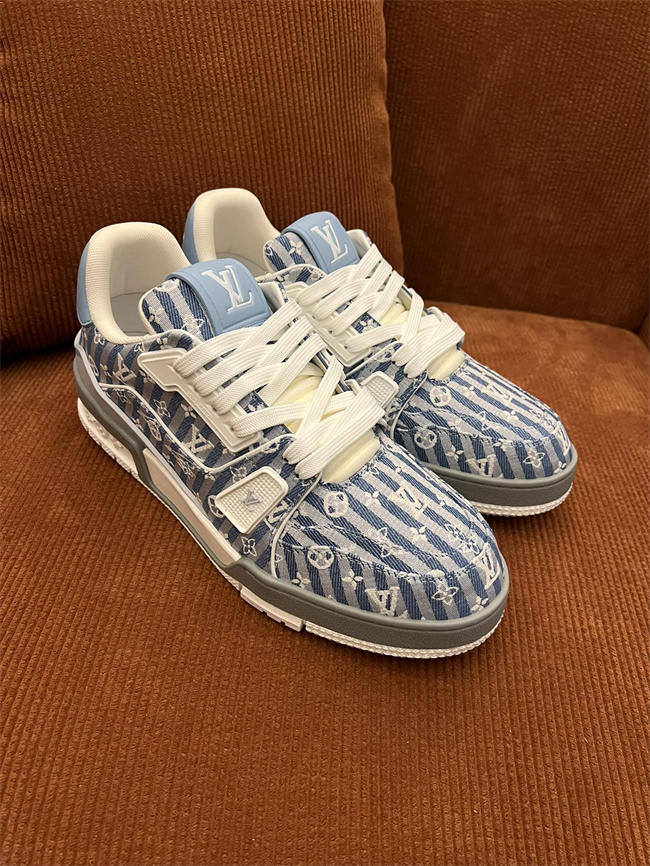 Lv Trainer Sneaker 79