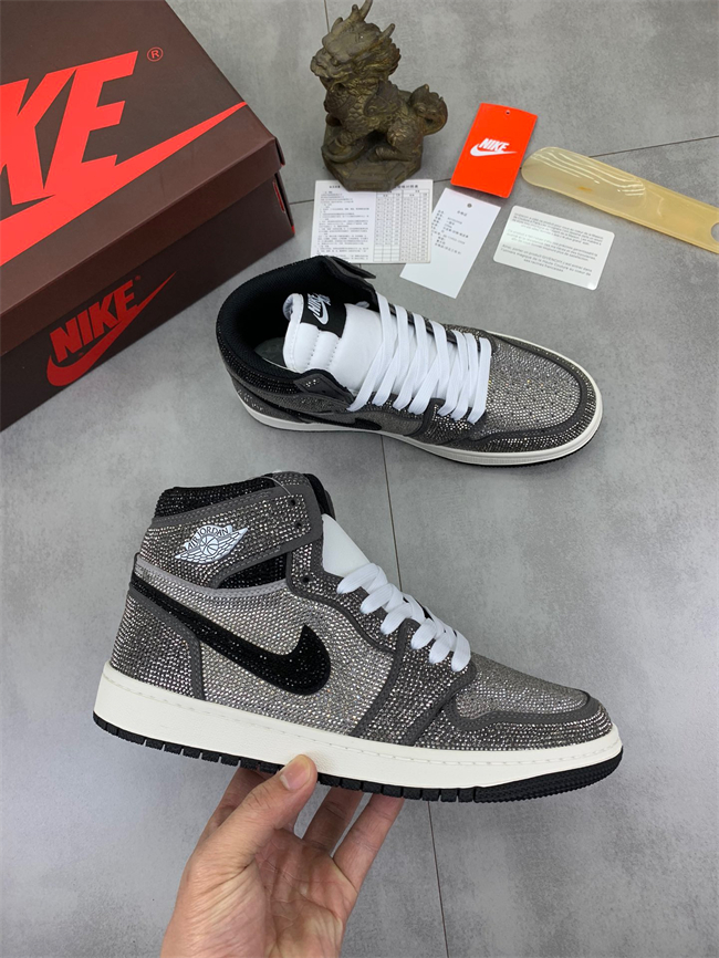 Nike Air Jordan 1 High crystal T009
