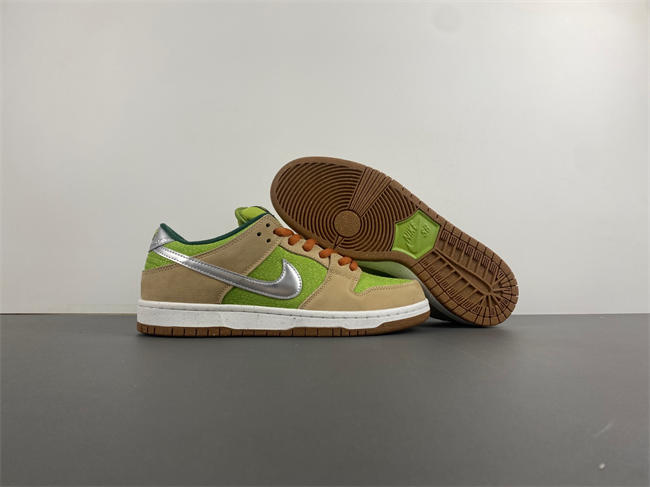 Nike SB Dunk Low Escargot FQ7585-200