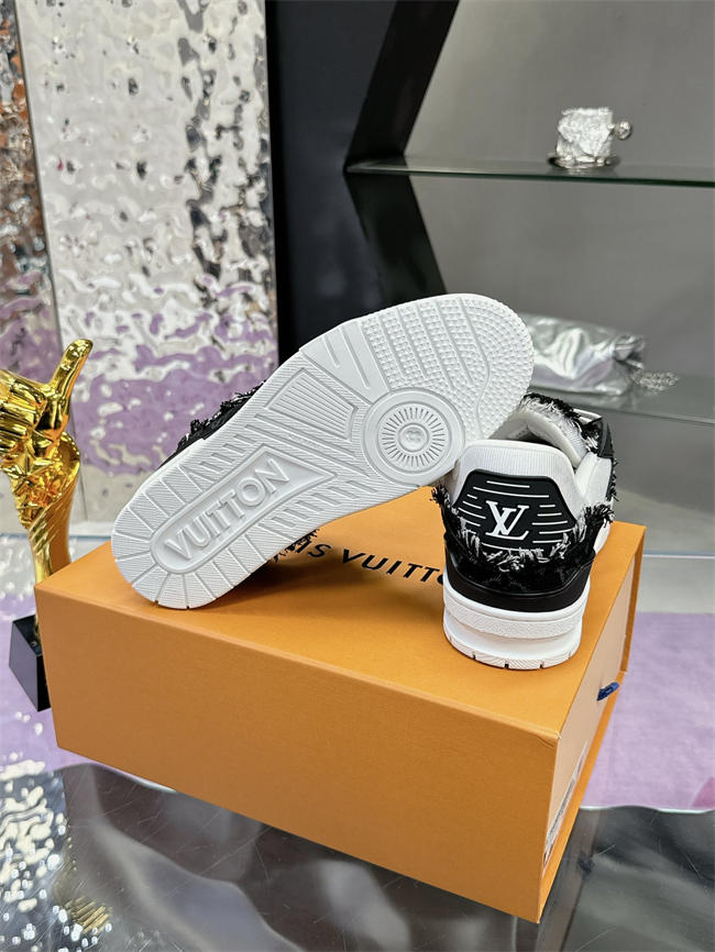 LV Trainer Sneaker