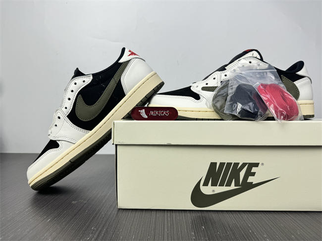 Travis Scott x Air Jordan 1 Low OG Olive DZ4137-106