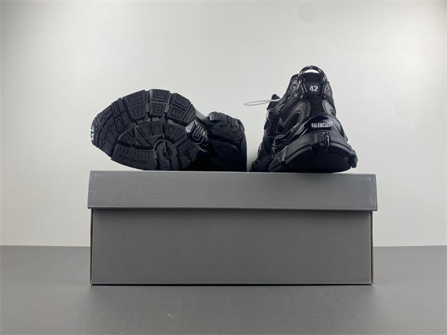 7.5-Ba*len*cia*ga 779066-w3rbxp-1090